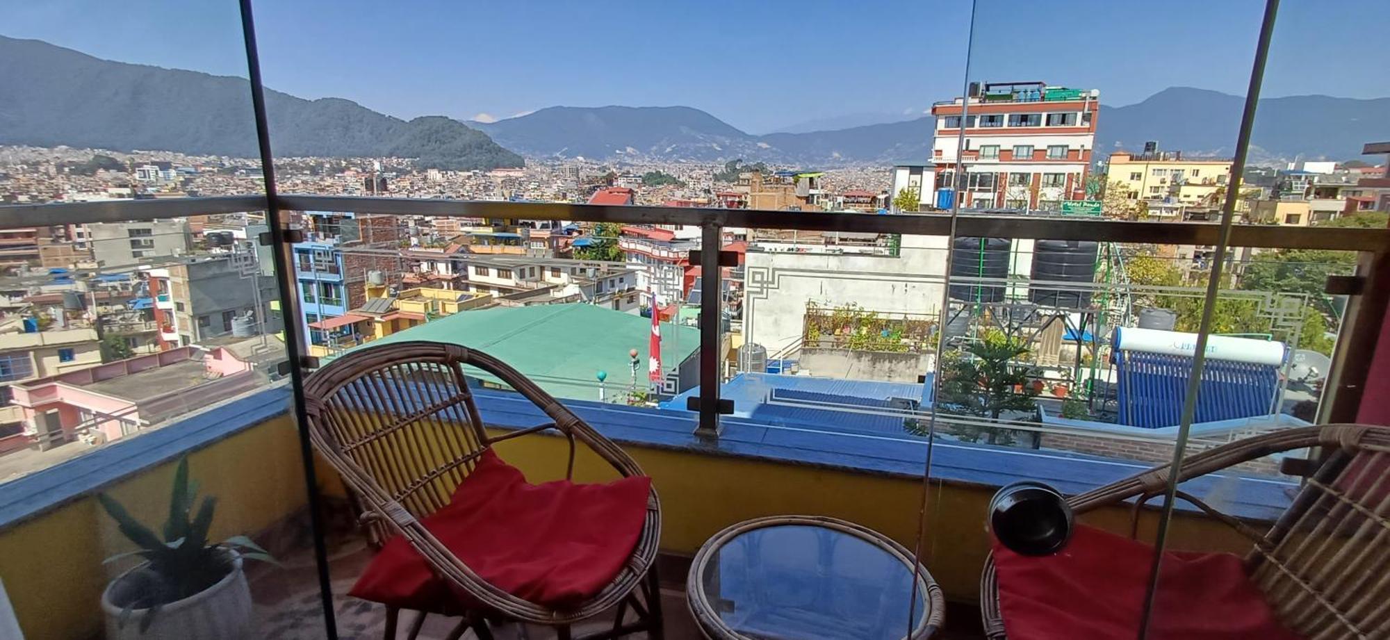 Hotel Yakroo Manang 加德满都 外观 照片